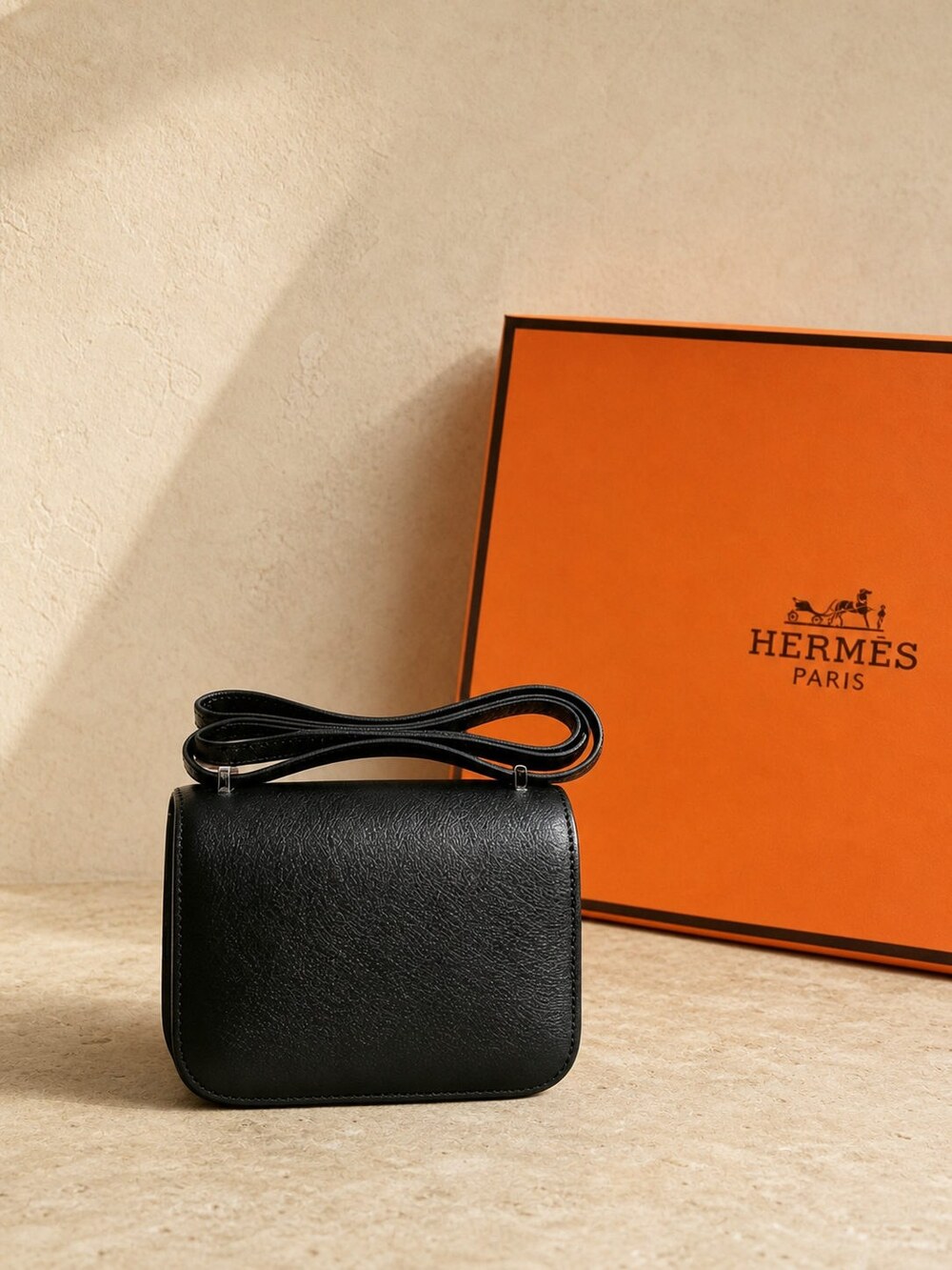 Hermes Palladium Hardware Constance Crossbody in Black Grained Epsom Leather - Picture 4 of 6
